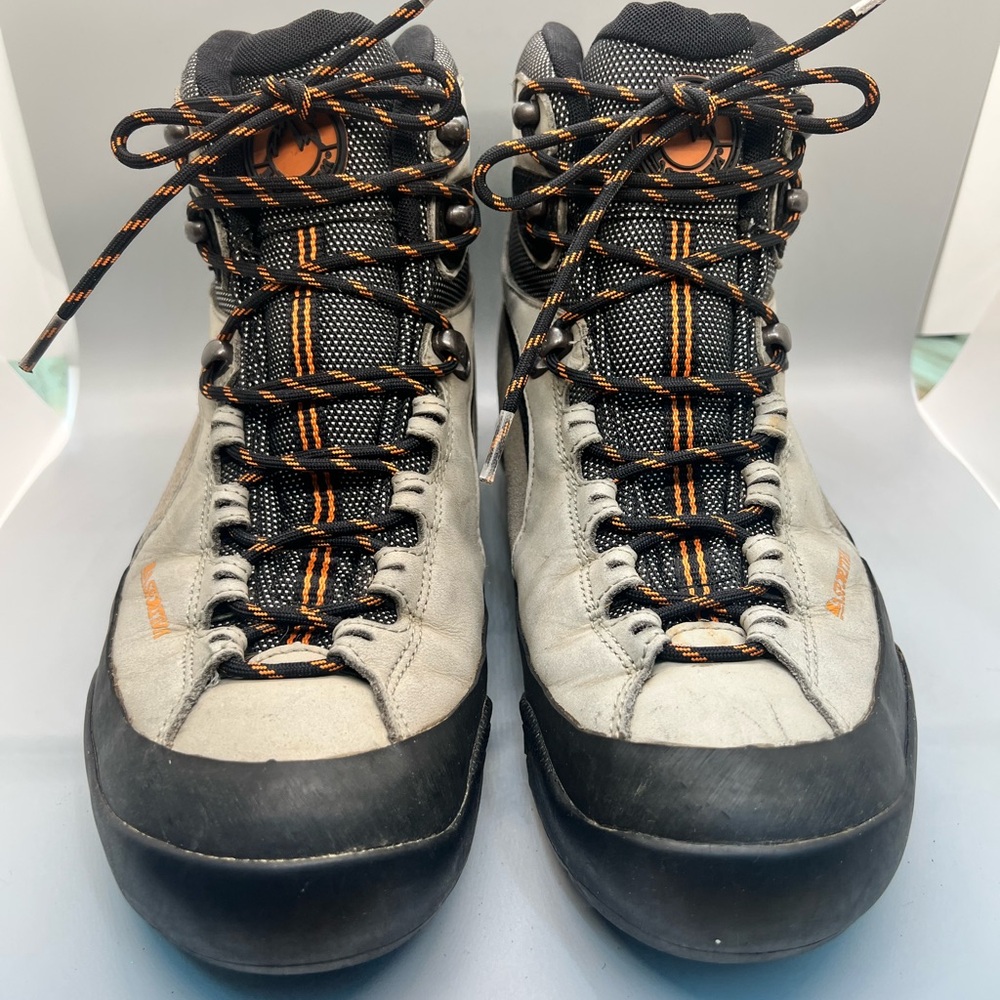 La Sportiva Vibram hiking boots. Size 11 1/2. Excellent used condition.